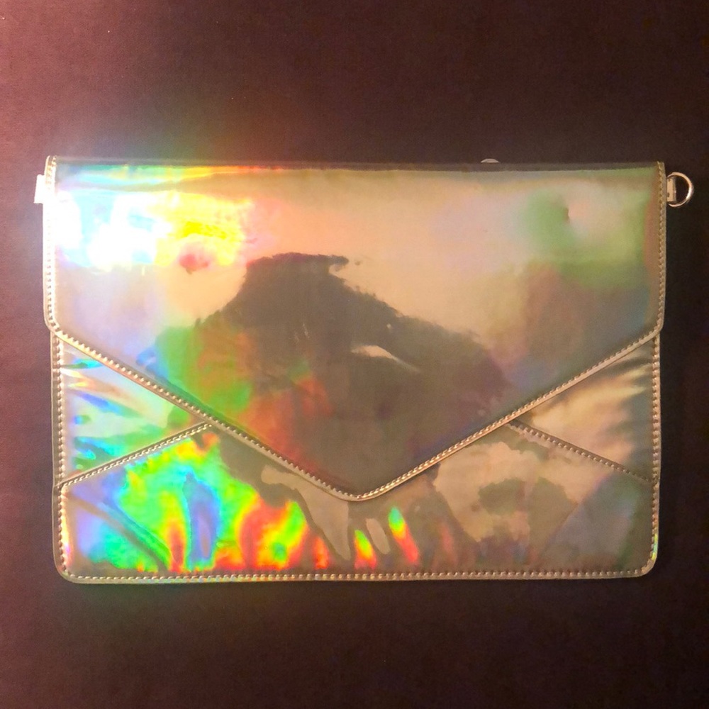 NEW Metallic Clutch 💎 - Picture 4 of 5